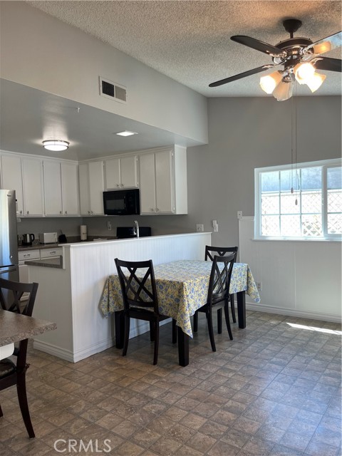 Detail Gallery Image 15 of 40 For 7320 Ramona Ave, Rancho Cucamonga,  CA 91730 - 4 Beds | 2 Baths