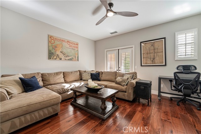 Detail Gallery Image 28 of 50 For 26101 Knoll Ct, Valencia,  CA 91381 - 5 Beds | 3/1 Baths