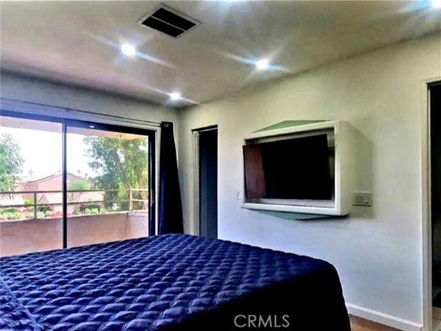 Detail Gallery Image 9 of 13 For 467 S Calle El Segundo #D3,  Palm Springs,  CA 92262 - 1 Beds | 1 Baths