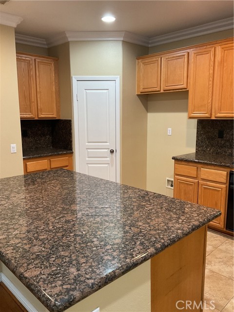 Detail Gallery Image 9 of 29 For 17636 Cypress Cir, Carson,  CA 90746 - 4 Beds | 3 Baths