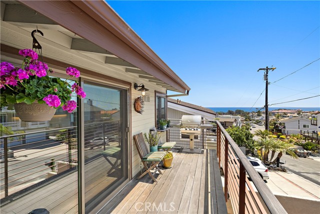 33942 Pequito Drive, Dana Point CA: https://media.crmls.org/medias/87b493b8-2cd3-40eb-a4fc-7ac0d2103b51.jpg