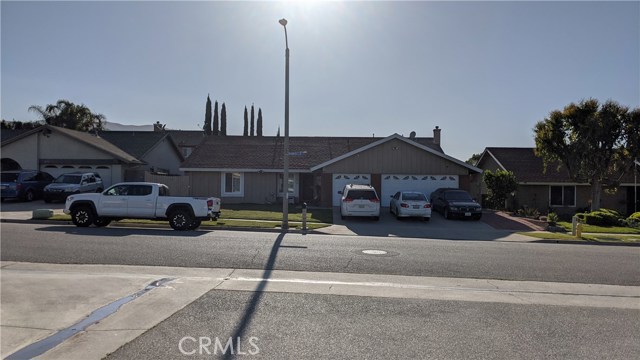 2064 Hibiscus St, Corona, CA 92882