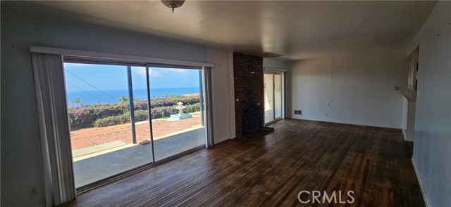 417 Via La Soledad, Redondo Beach CA: https://media.crmls.org/medias/87b5ff56-908d-4845-9986-7623152ac293.jpg