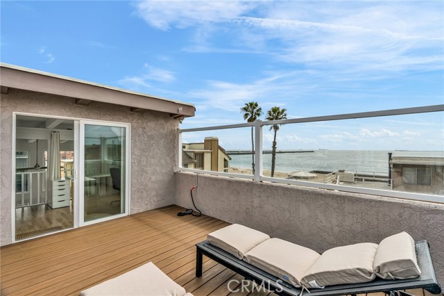 15 69th Place, Long Beach CA: https://media.crmls.org/medias/87b75914-8d34-40d9-ba5e-646cb478a455.jpg
