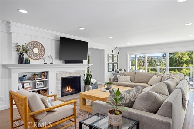 4224 Via Pinzon, Palos Verdes Estates, California 90274, 5 Bedrooms Bedrooms, ,2 BathroomsBathrooms,Residential,Sold,Via Pinzon,SB22098109