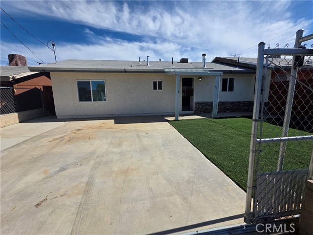 1204 E Avenue Q4, Palmdale CA: https://media.crmls.org/medias/87b81f9f-58c5-49bc-a4e0-9b40c9de0eee.jpg
