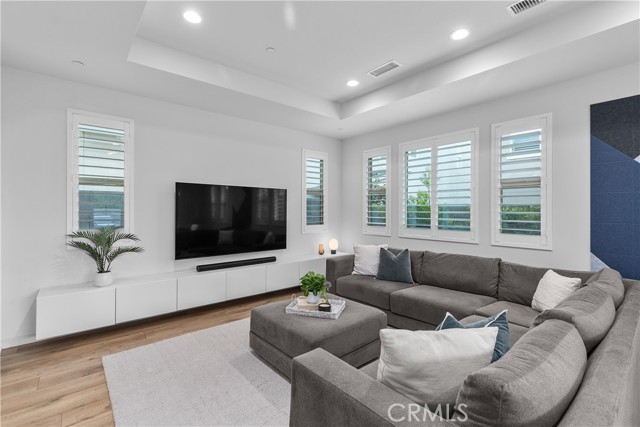 40 Jarano Street, Rancho Mission Viejo CA: https://media.crmls.org/medias/87b881ca-a37f-46c4-aace-6c892c74b663.jpg
