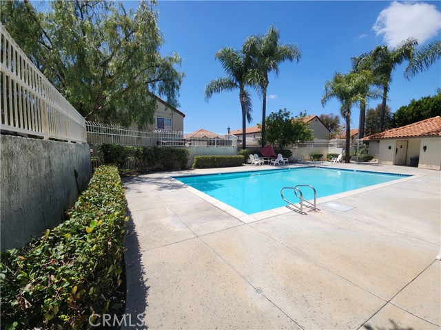 Detail Gallery Image 24 of 27 For 23346 La Mar #D,  Mission Viejo,  CA 92691 - 2 Beds | 2/1 Baths