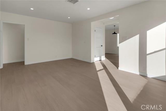 Detail Gallery Image 7 of 34 For 2729 Greentop Street, Lakewood,  CA 90712 - 3 Beds | 1 Baths