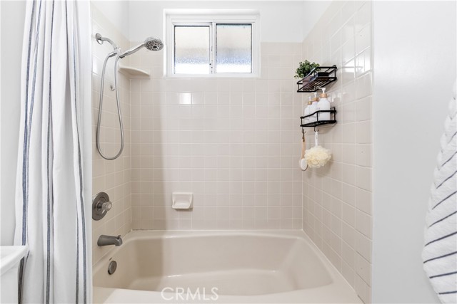 5481 Santa Gertrudes Ave, Garden Grove CA: https://media.crmls.org/medias/87b9d9d2-3bb0-4fbc-90e0-eeddf7f6709a.jpg