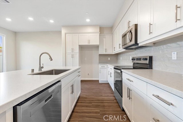 Detail Gallery Image 8 of 16 For 1447 Prairie Rose Ln, Upland,  CA 91786 - 3 Beds | 2/1 Baths