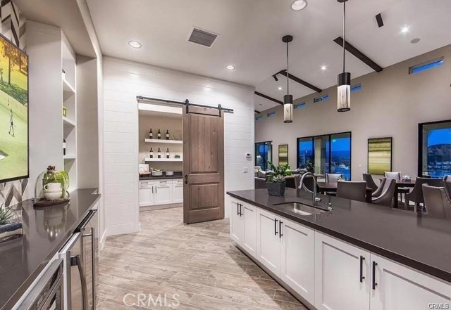 Detail Gallery Image 8 of 72 For 18696 Cedar Crest Dr, Canyon Country,  CA 91387 - 3 Beds | 2/1 Baths