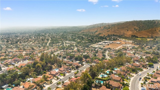 2767 Saleroso Drive, Rowland Heights CA: https://media.crmls.org/medias/87bc67e0-db3b-4a1f-a2b3-1ae8e0aae28b.jpg