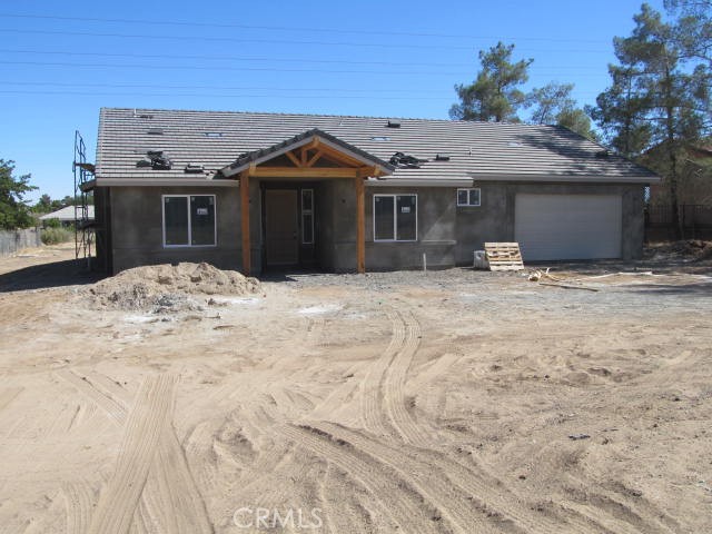Detail Gallery Image 3 of 20 For 15772 Jasmine Ave, Victorville,  CA 92395 - 4 Beds | 3 Baths