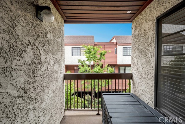 Detail Gallery Image 29 of 37 For 230 Bethany Rd #210,  Burbank,  CA 91504 - 2 Beds | 2 Baths