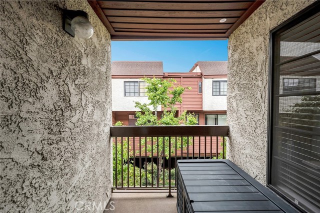 Detail Gallery Image 29 of 37 For 230 Bethany Rd #210,  Burbank,  CA 91504 - 2 Beds | 2 Baths