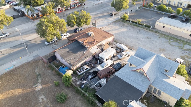 Image 34 of 47 For 855 Holt Avenue