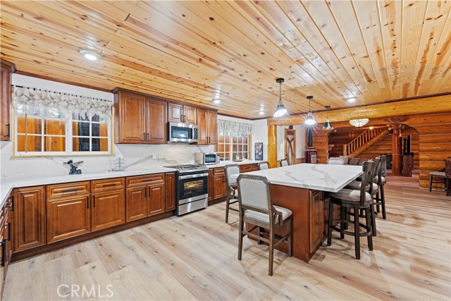 Detail Gallery Image 30 of 75 For 39900 Forest Road, Big Bear Lake,  CA 92315 - 3 Beds | 2 Baths