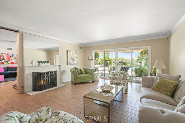 19250 Clymer Street, Porter Ranch CA: https://media.crmls.org/medias/87be1cac-cfcd-4abb-bec1-94629b2284cf.jpg