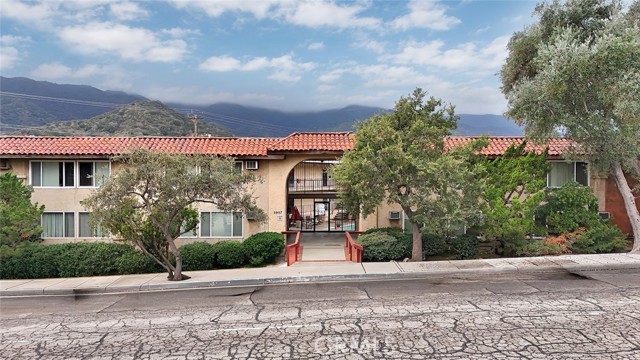 Detail Gallery Image 36 of 41 For 3907 La Crescenta Avenue #208,  La Crescenta,  CA 91214 - 1 Beds | 1 Baths