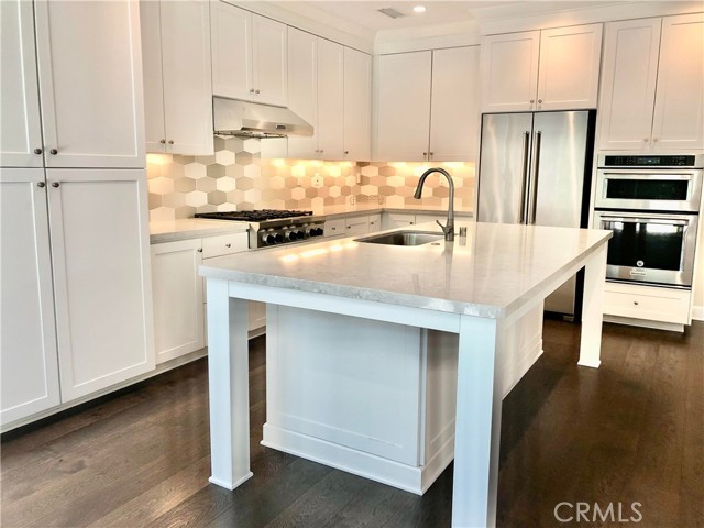 Detail Gallery Image 4 of 21 For 108 Omar, Irvine,  CA 92620 - 4 Beds | 4 Baths