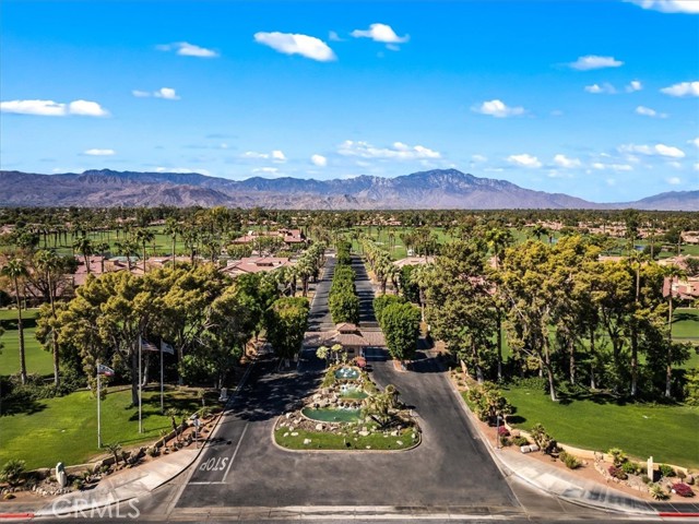 Detail Gallery Image 1 of 24 For 41810 Woodhaven Dr, Palm Desert,  CA 92211 - 2 Beds | 2 Baths