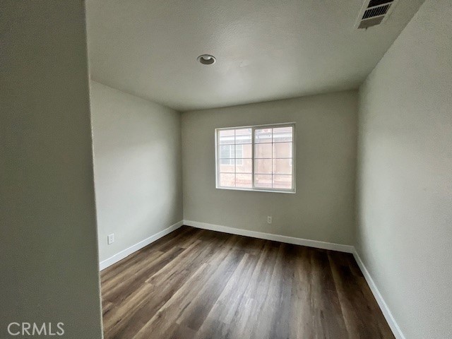 Detail Gallery Image 11 of 14 For 1004 S Riverside Ave #B-2,  Rialto,  CA 92376 - 3 Beds | 2/1 Baths