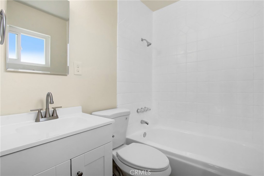 MLS #IG25247323 image #16