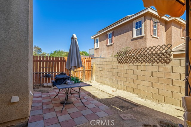 37137 Firethorn Street, Palmdale CA: https://media.crmls.org/medias/87bf70ba-d282-48da-bc8a-0abc34947dc6.jpg