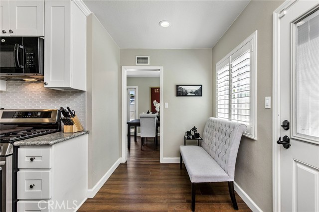 Detail Gallery Image 7 of 15 For 1113 West Hill Avenue, Fullerton,  CA 92833 - 5 Beds | 2 Baths
