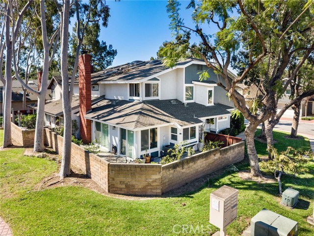 Detail Gallery Image 5 of 41 For 850 Tucson Ct, San Dimas,  CA 91773 - 3 Beds | 2/1 Baths