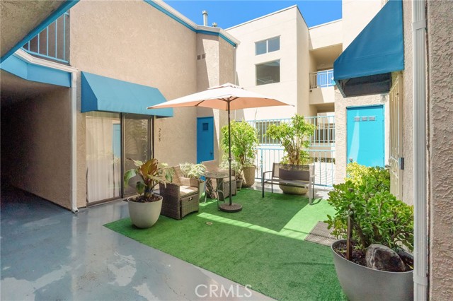 1225 Bennett Avenue, Long Beach CA: https://media.crmls.org/medias/87c0b575-3801-4458-98a4-0c969e34b25c.jpg