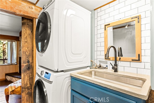 Detail Gallery Image 20 of 29 For 31661 Wagon Wheel, Running Springs,  CA 92382 - 3 Beds | 1/1 Baths