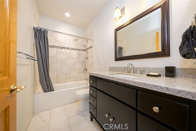 2461 Spring Oak Drive, Running Springs CA: https://media.crmls.org/medias/87c135a2-7545-4630-97ab-5d007302ba9e.jpg