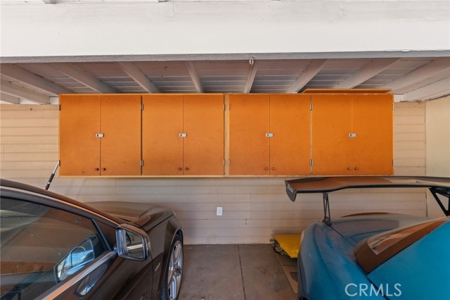 Detail Gallery Image 30 of 31 For 22639 Calvert St #F,  Woodland Hills,  CA 91367 - 1 Beds | 1 Baths