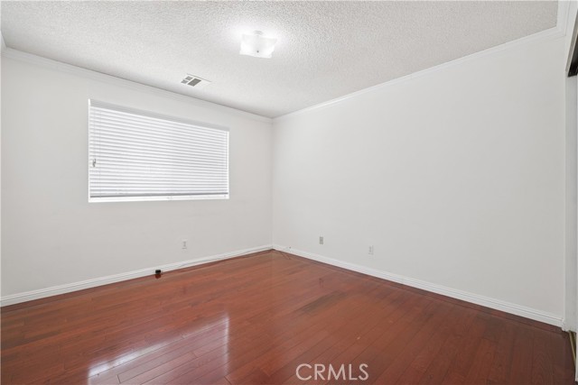 18627 Arminta Street, Reseda CA: https://media.crmls.org/medias/87c2d812-369d-45fb-a020-aca17492a6f7.jpg