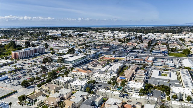 Detail Gallery Image 32 of 33 For 17722 Sergio, Huntington Beach,  CA 92647 - 2 Beds | 2 Baths