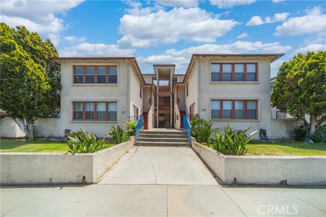 823 W 25th Street, San Pedro CA: https://media.crmls.org/medias/87c47c12-8a72-4eba-bac5-a80f4a5c9127.jpg