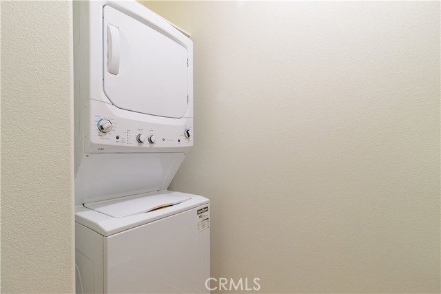 Detail Gallery Image 21 of 47 For 16034 Ulysses Ln, Fontana,  CA 92336 - 6 Beds | 4/1 Baths