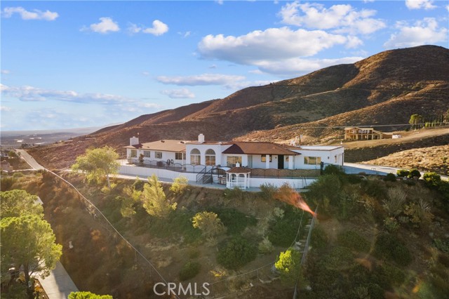 Detail Gallery Image 64 of 74 For 645 Lakeview Dr, Palmdale,  CA 93551 - 5 Beds | 3/1 Baths