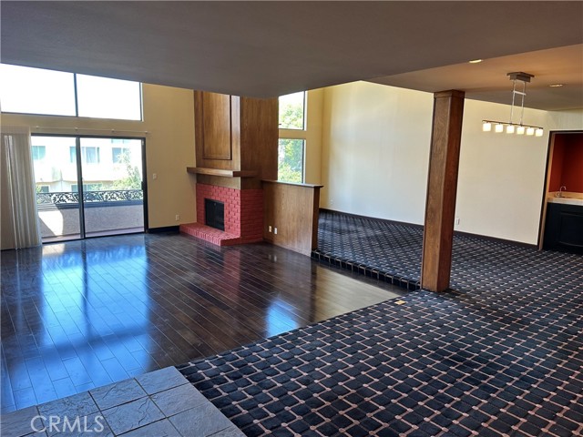 14560 Benefit Street # 301, Sherman Oaks, California 91403, 2 Bedrooms Bedrooms, ,2 BathroomsBathrooms,Residential Lease,For Rent,14560 Benefit Street # 301,CRSR24235156