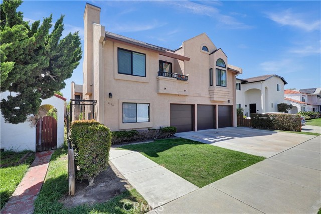 Detail Gallery Image 1 of 24 For 4560 Cleveland Ave #101,  San Diego,  CA 92116 - 2 Beds | 2 Baths