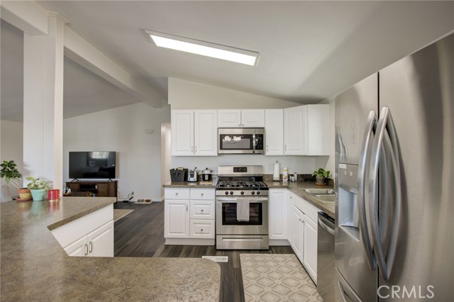 Detail Gallery Image 18 of 38 For 21851 Newland St #197,  Huntington Beach,  CA 92646 - 2 Beds | 2 Baths