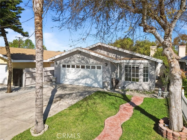647 Muir Avenue, Pomona CA: https://media.crmls.org/medias/87c9e15e-0ae4-4cac-9b64-6bb4b459d817.jpg
