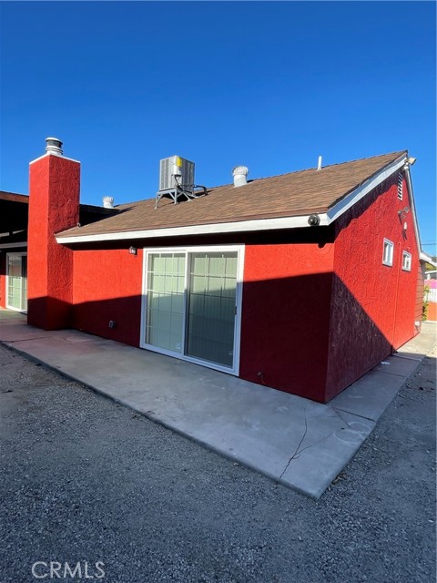 Detail Gallery Image 5 of 34 For 8855 Oneida Ave, Sun Valley,  CA 91352 - 3 Beds | 2 Baths