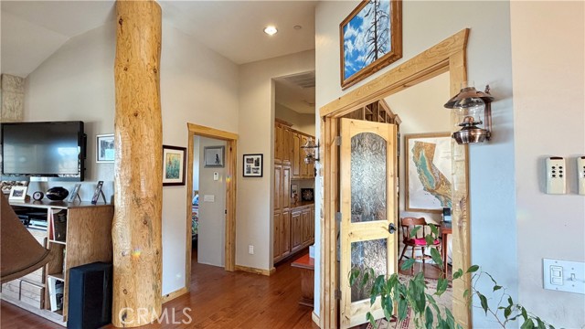 Detail Gallery Image 17 of 68 For 275 Canyon, Pinon Hills,  CA 92371 - 3 Beds | 2/1 Baths