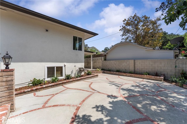 5010 Elmwood Avenue, Los Angeles CA: https://media.crmls.org/medias/87cabdfc-ff24-49fb-9d23-3ee4a0b8bef2.jpg