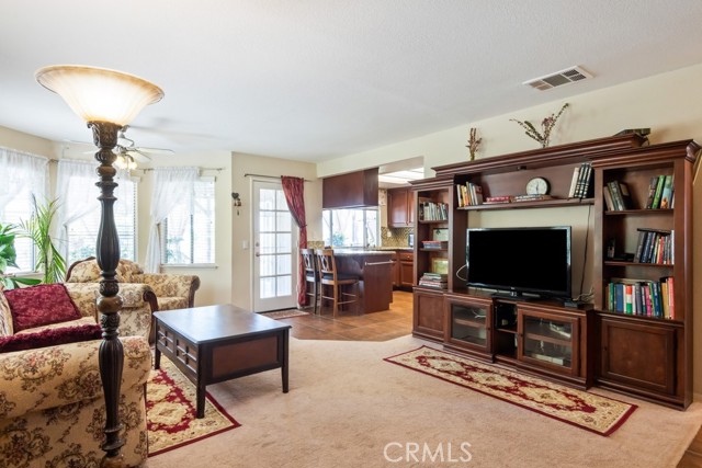 Detail Gallery Image 11 of 42 For 34175 Shaded Meadow Cir, Wildomar,  CA 92595 - 3 Beds | 2/1 Baths