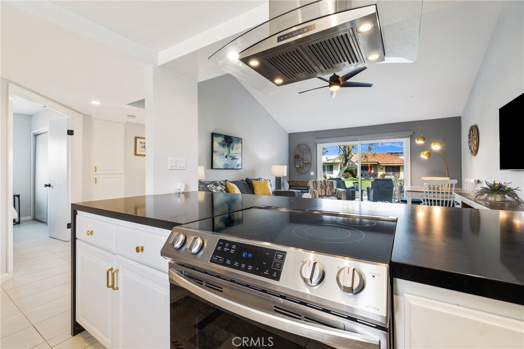 MLS #PW25251521 image #9