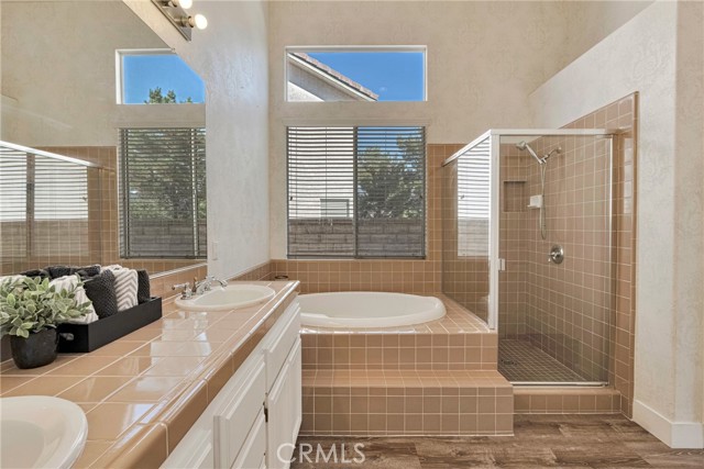 Detail Gallery Image 16 of 33 For 14310 Platt Ct, Canyon Country,  CA 91387 - 3 Beds | 2 Baths